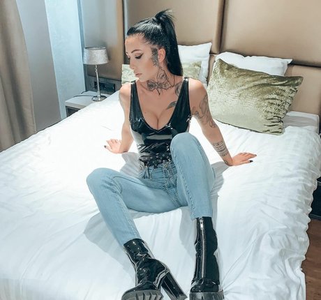 Inkedfleur étoile xxx galerie