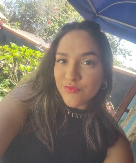 joi uniquementfans sexy jolie images