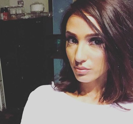 Alysha Grace Marko étoile de haute qualité img