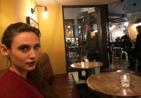 Alysha Grace Marko haut modèle photo