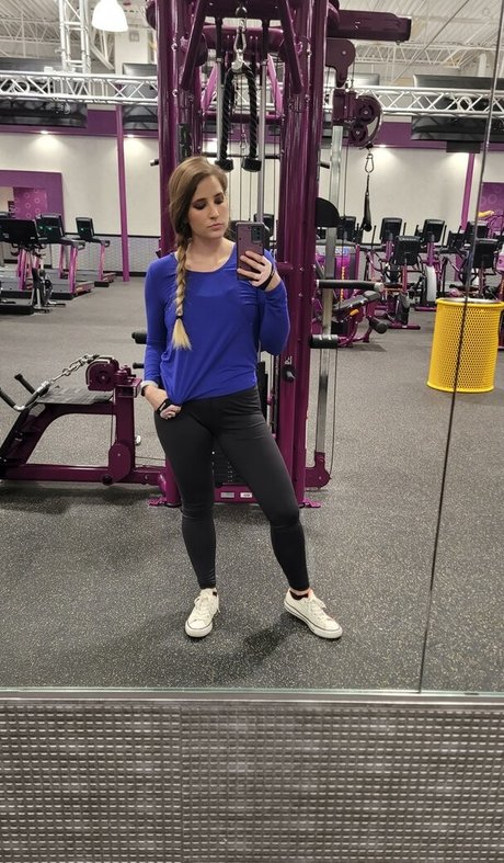 Lizzie All Day belle star du porno galerie