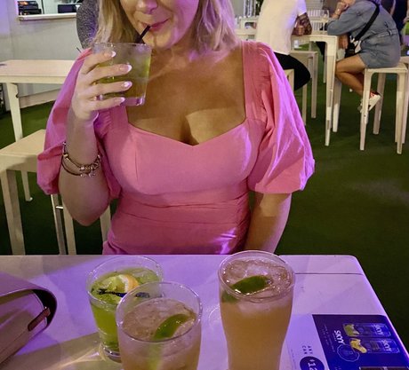 Justcruisingbytoday étoile de l'art galeries