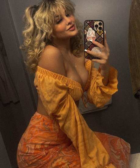 Ember Vail belle étoile img