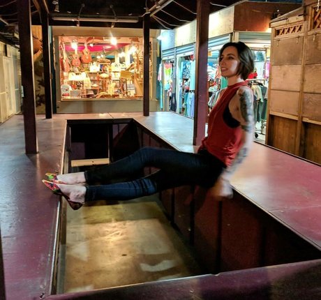 Jessica Conditt haut modèle images