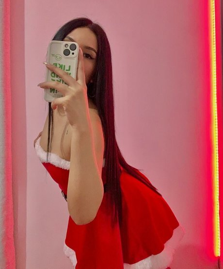 Asmr Diana modèle gratuit image