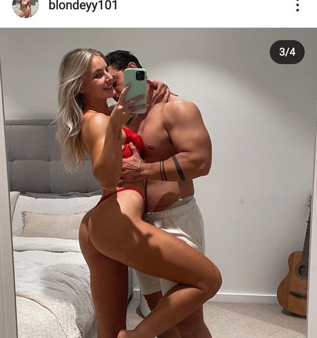 Blondeyy101 nus star du porno photos