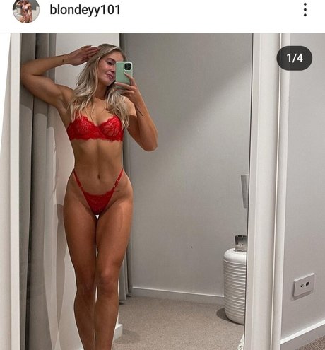 Blondeyy101 star pornographique image