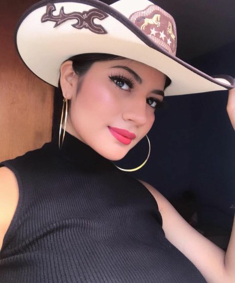 Paola Bustamante art étoile photo