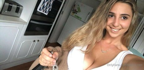 lingerie mature uniquement pour les fans nus parfaits img