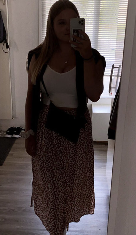 Aline Zwahlen modèle nu archive