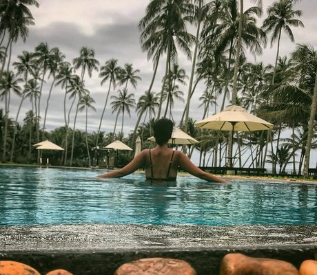 Agam Darshi étoile photo