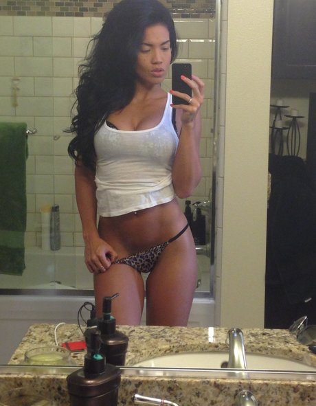 gros seins ébène onlyfans hd archive