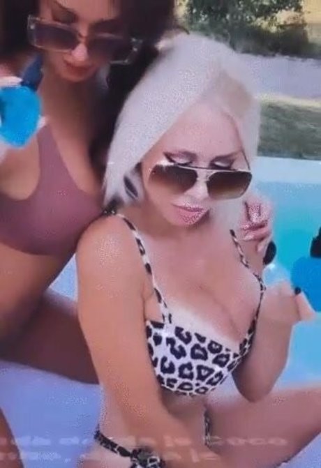 Elena Dostic modèle joli photos