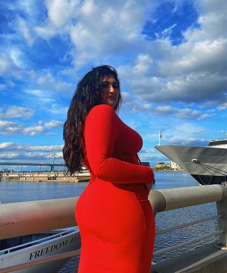 Sanjana star du sexe collection