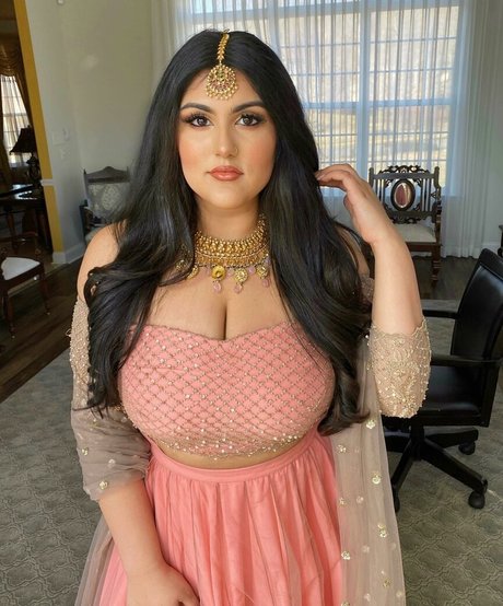 Sanjana art étoile photo