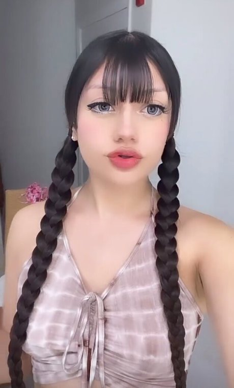 Yozani star du porno adulte images