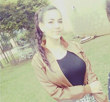 Sara Avni étoile exclusive image