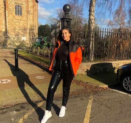 bikini ébène onlyfans magnifique parfait collection