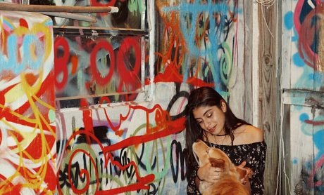 Antoenella beau modèle galerie