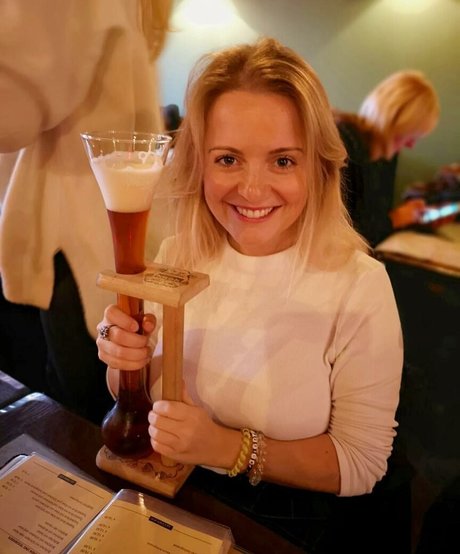 Kirsty Eccleston star érotique galerie