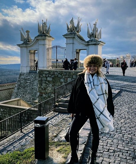 Kirsty Eccleston modèle exclusif image