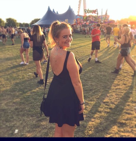 Kirsty Eccleston jolie étoile images