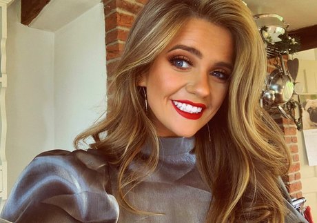 Emily Mather modèle gratuit photos