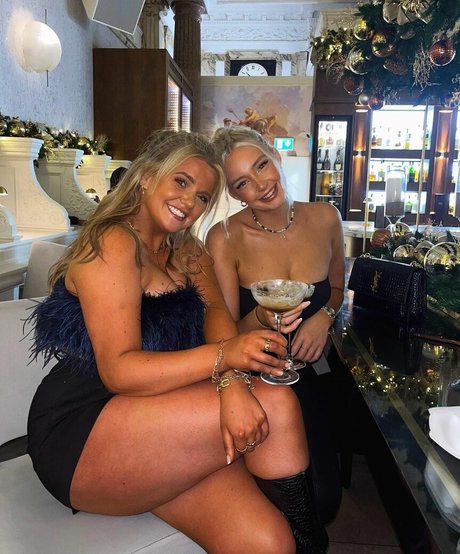 Emily Mather étoile de haute qualité galeries