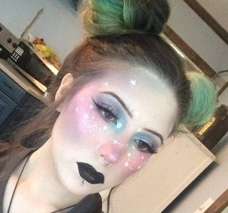 MoreGodheadtestifies modèle gratuit img