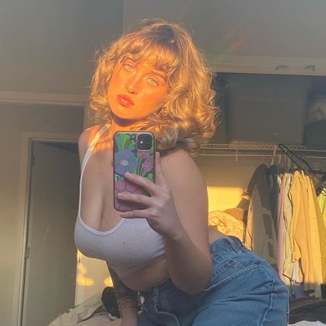 Annie Marie Sauve art étoile archive