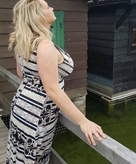 fans de tgirl uniquement exclusif gratuit image