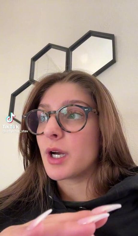 Efiyenia Stavropoulos actrice pornographique des photos