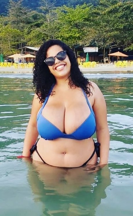 Mayla Coimbra nus star du porno archive