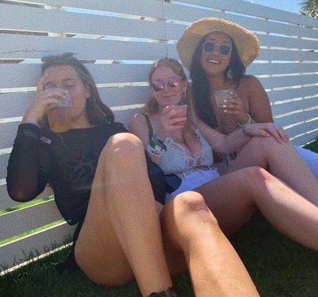 Sammy Jerrard modèle chaud galeries