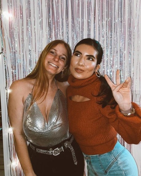 Sammy Jerrard nus de stars du porno archive