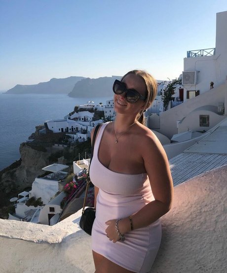 Alex Andrews modèle archive