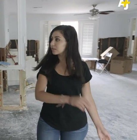 Dena TakruriAJ_ star du porno chaud image