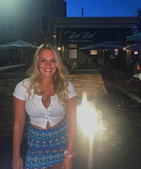 Gracie Diewald actrice érotique galerie