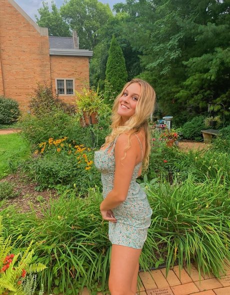 seins gaies onlyfans meilleur nu img