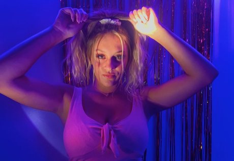 Gracie Diewald étoile érotique images