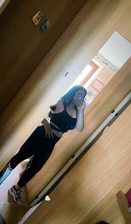 vittoriarubeo joli modèle collection