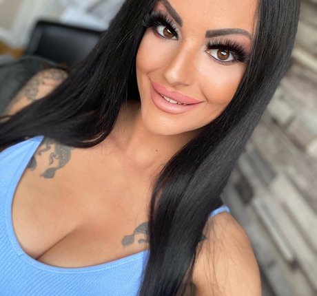 Irelandinkedprincessxx modèle joli galerie