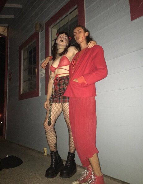 lingerie fellation onlyfans art sympa photo