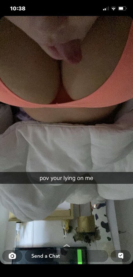 Courtney Leigh modèle sympa collection