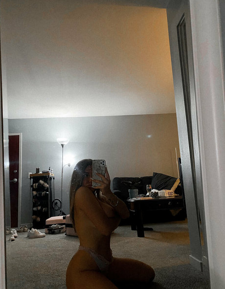 Rochelllle star érotique galerie