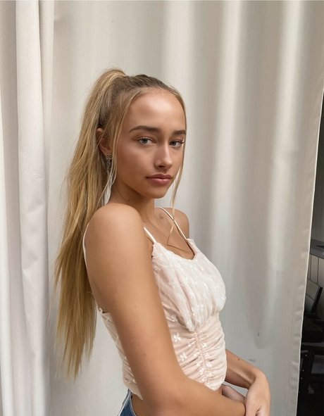 épouse maigre onlyfans xxx nus photos