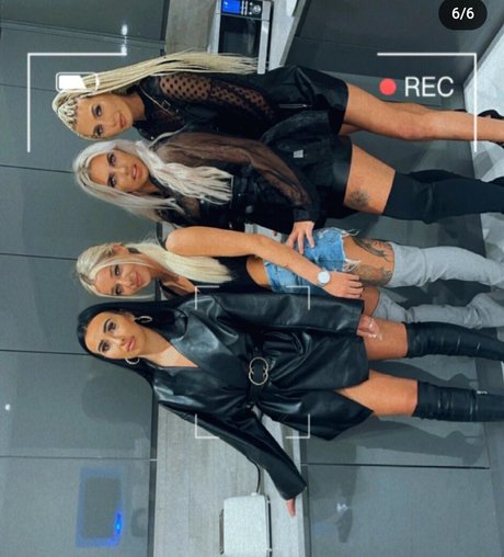 Emma Jane Donald modèle adulte images