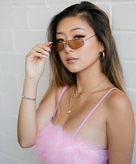 Gloriawuuu modèles nus photo