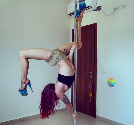 AliceTheFreak modèle meilleur galeries