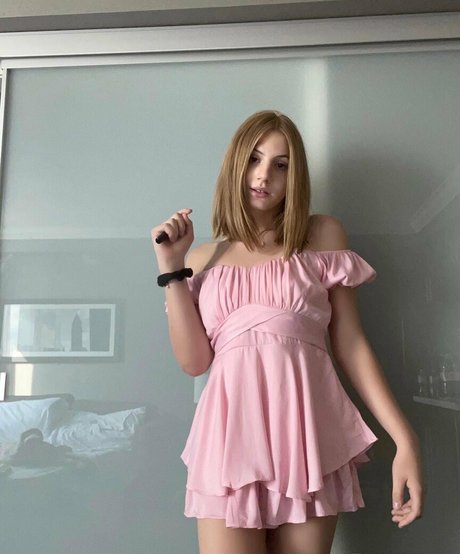 fans asiatiques mignons uniquement nu exclusif photos